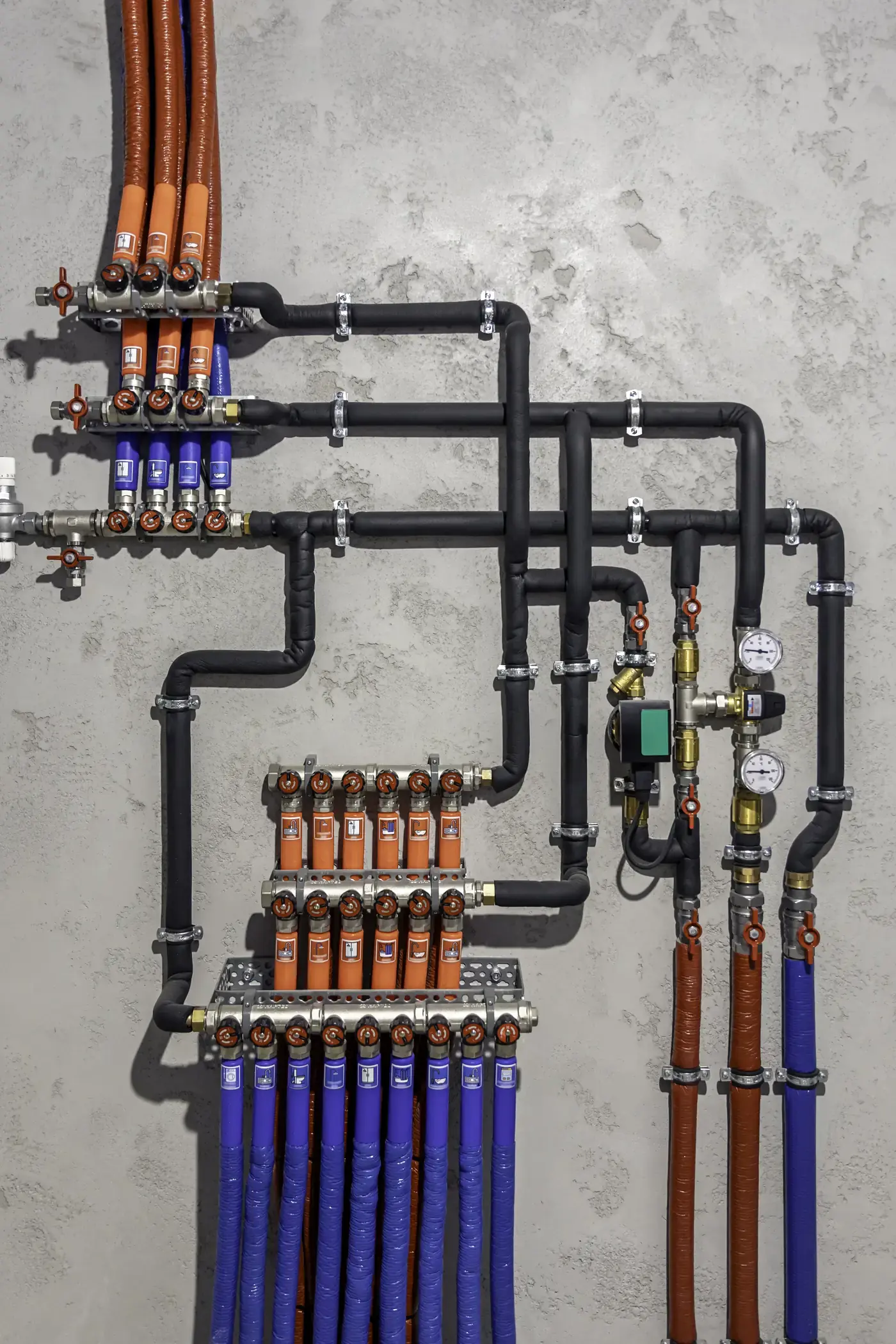 Annual maintenance contract services for commercial building MEP systems in Dubai